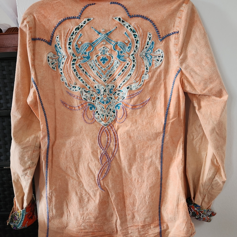 ROAR USA women's shirt medium